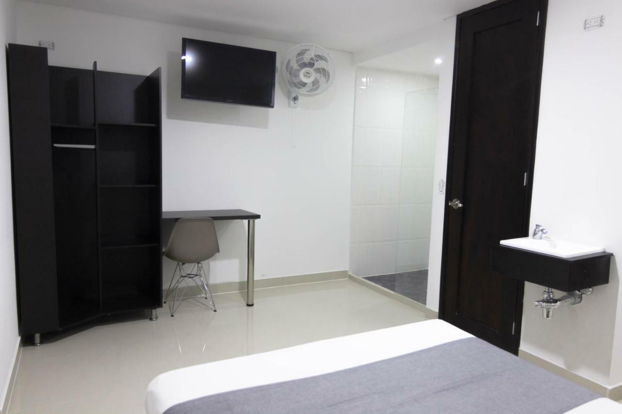 3H Hotel Centro Historico Medellin Exterior photo